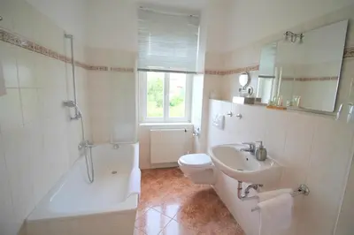 Ein Badezimmer in der Unterkunft Hotel-Appartement-Villa Ulenburg