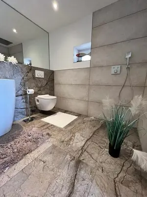 Ein Badezimmer in der Unterkunft Ferienwohnung Pirna-Panorama