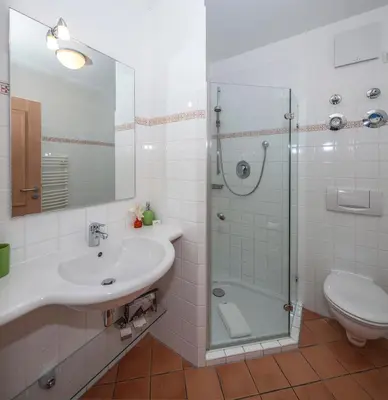 Ein Badezimmer in der Unterkunft Gästehaus am Markt - Leisnig
