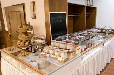 Essen im Hotel oder in der Nähe