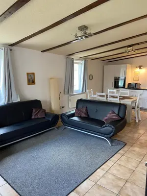 Ein Sitzbereich in der Unterkunft Ferienwohnung Kornkäfer 2