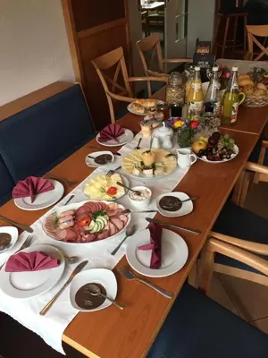 Essen im Hotel oder in der Nähe