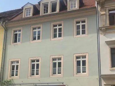 Das Gebäude in dem sich die Ferienwohnung befindet