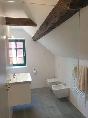 Ein Badezimmer in der Unterkunft Unterkunft am Weinberg