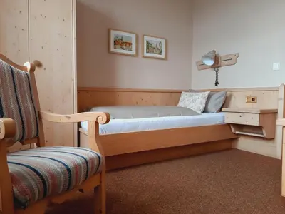 Ein Bett oder Betten in einem Zimmer der Unterkunft Restaurant & Hotel Zur Falkenhöhe