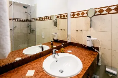 Ein Badezimmer in der Unterkunft Sebnitzer Hof by STEIGER Hotels
