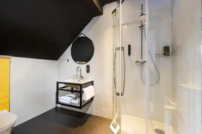 Ein Badezimmer in der Unterkunft ibis Styles Dresden Neustadt