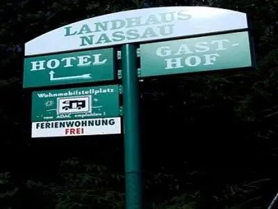 Ein Zertifikat, Auszeichnung, Logo oder anderes Dokument, das in der Unterkunft Hotel Landhaus Nassau ausgestellt ist