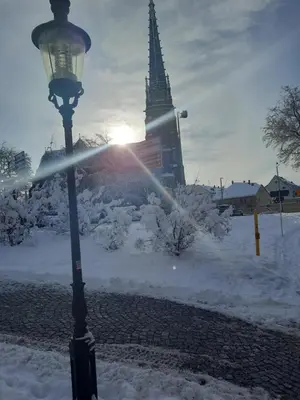 Haus am Donatsturm im Winter