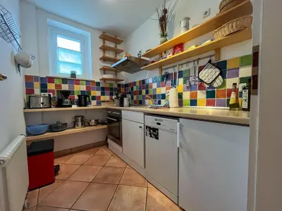 Küche/Küchenzeile in der Unterkunft Wohnperle Elbtal - Dresden erleben und genießen