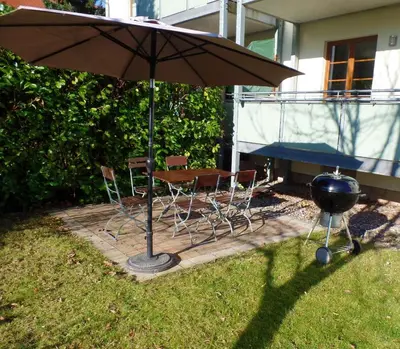 Ein Garten an der Unterkunft Elbtal-Apartment de