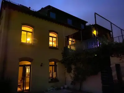 Das Gebäude in dem sich die Ferienwohnung befindet