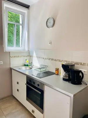 Küche/Küchenzeile in der Unterkunft Villa FeWo mit separaten Schlafmöglichkeiten, zentral gelegen