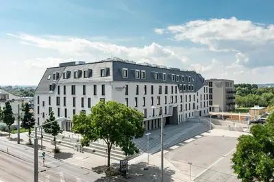 Das Gebäude in dem sich das Hotel befindet