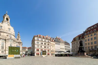 Das Gebäude in dem sich das Aparthotel befindet