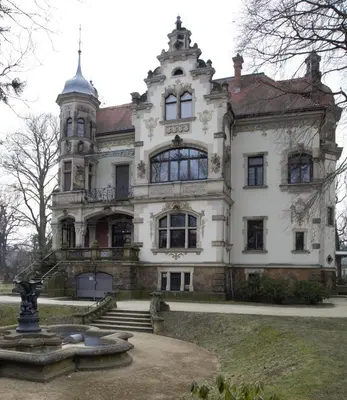 Ein Garten an der Unterkunft Ferienhaus der Villa Elsa
