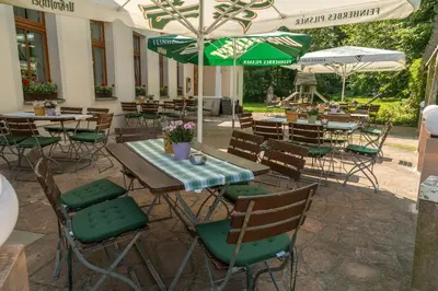 Ein Restaurant oder anderes Speiselokal in der Unterkunft Gästehaus Kloster Nimbschen