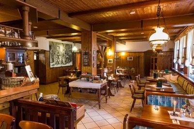 Ein Restaurant oder anderes Speiselokal in der Unterkunft Gästehaus Kloster Nimbschen
