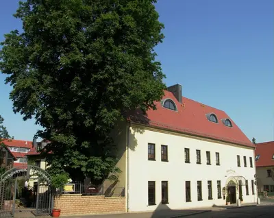 Das Gebäude in dem sich das Hotel befindet