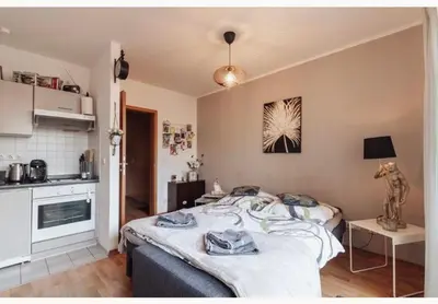 Küche/Küchenzeile in der Unterkunft Die kleine „Louise“ in der Neustadt mit Tiefgarage