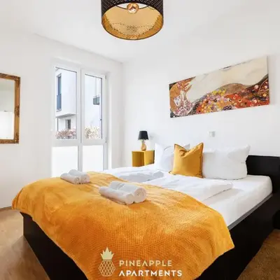 PINEAPPLE APARTMENTS - Zwinger IV - 65qm - 1x free parking