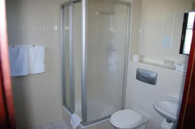 Ein Badezimmer in der Unterkunft Landhotel Goldener Löwe