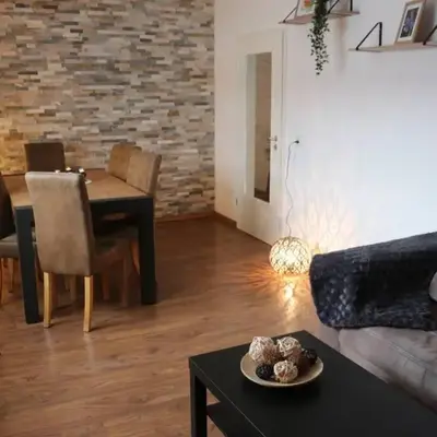 Zentralgelegene 4-Raum Ferienwohnung bis 8 Pers.