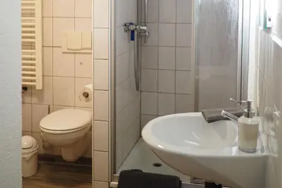 Ein Badezimmer in der Unterkunft Haus Felsental