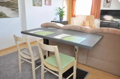 Ein Sitzbereich in der Unterkunft Atelier Grünfink Ferienwohnung