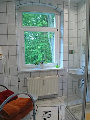 Ein Badezimmer in der Unterkunft Hotel-Pension Königswald