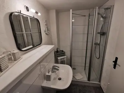 Ein Badezimmer in der Unterkunft Gästehaus Vergissmeinnicht
