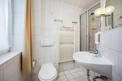 Ein Badezimmer in der Unterkunft Landhaus Purschenstein