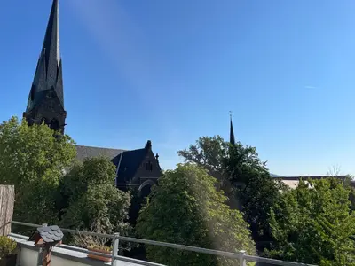 Ein allgemeiner Bergblick oder ein Berglick von der Ferienwohnung aus