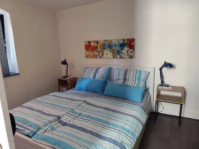 Ein Bett oder Betten in einem Zimmer der Unterkunft Stylische FeWo in Meißen (Nähe Elbe, eigener Eingang, EG, Terrasse)