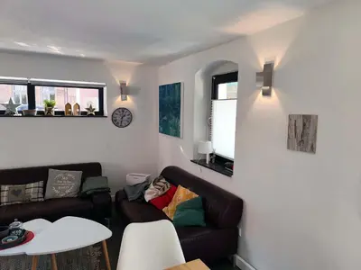 Ein Sitzbereich in der Unterkunft Stylische FeWo in Meißen (Nähe Elbe, eigener Eingang, EG, Terrasse)