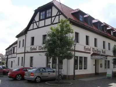 Das Gebäude in dem sich das Hotel befindet