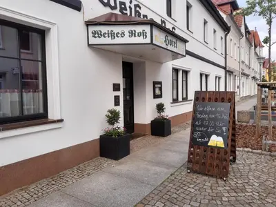 Das Gebäude in dem sich das Hotel befindet