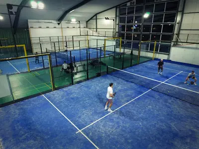 Tennis und/oder Squash in der Unterkunft Hotel Sportwelt Radeberg oder in der Nähe