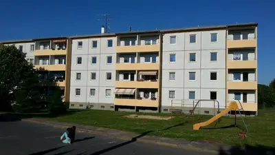 Das Gebäude in dem sich die Ferienwohnung befindet