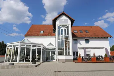 Das Gebäude in dem sich das Hotel befindet