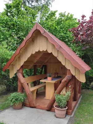 Ein Garten an der Unterkunft Ferienwohnungen Kleinräschen