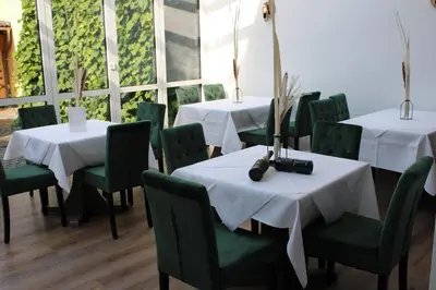 Ein Restaurant oder anderes Speiselokal in der Unterkunft Spreezeit Hotel connect