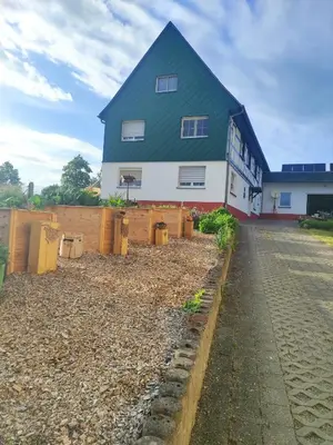 Das Gebäude in dem sich die Ferienwohnung befindet