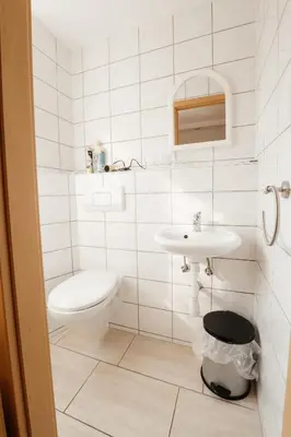 Ein Badezimmer in der Unterkunft Pension Zschirnsteinbaude