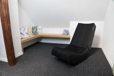 Ein Sitzbereich in der Unterkunft Urlaubsfreude Biedermann Haus Glücksstein - Mondstein
