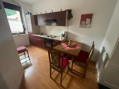 Küche/Küchenzeile in der Unterkunft Ferienwohnung NEUMANN a.d. Porzellan-Manufaktur