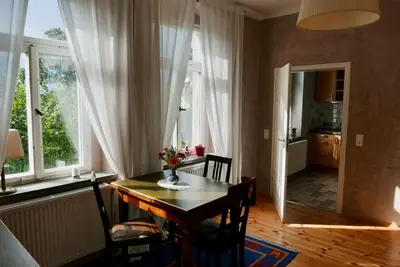 Ein Sitzbereich in der Unterkunft Ferienwohnung ANDERE ZEITEN