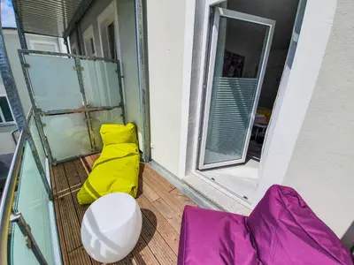Ein Sitzbereich in der Unterkunft PB Ferienwohnungen - FeWo 6 - Stilvoll eingerichtetes Apartment im Herzen Senftenbergs