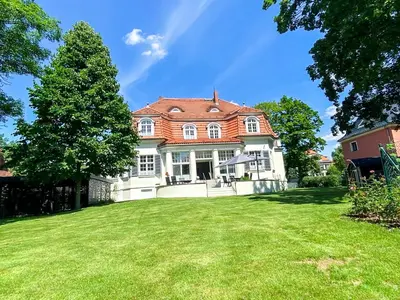 Ein Garten an der Unterkunft Wohnperle Apartment Alexa