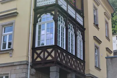Das Gebäude in dem sich die Ferienwohnung befindet